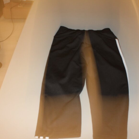 Black Adidas Athletic Capris Size XL - Picture 4 of 5